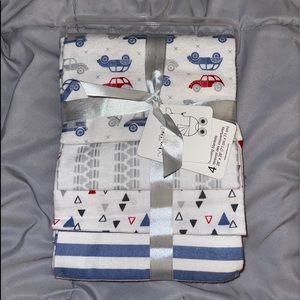 Set of 4 baby blankets